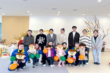 以一份温暖 换一身星光——ROYAL皇家88纸业团委与曹桥行知幼儿园开展爱心结对活动