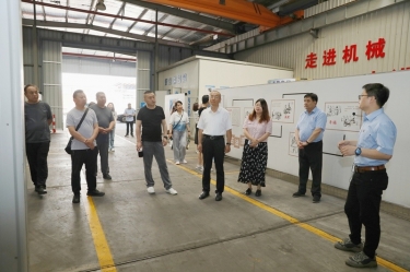 实地观摩促交流 技能赋能助发展 | 山东省淄博市淄川区总工会党组成员、副主席冯进明一行莅临ROYAL皇家88纸业调研交流